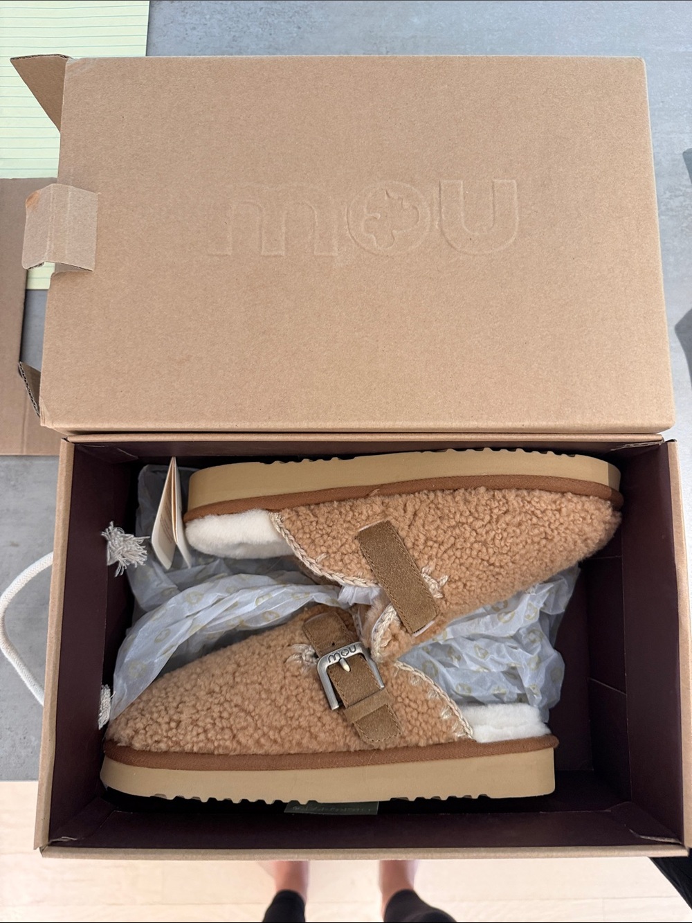 BRAND NEW Mou Curly Clog Eskimo - size 38